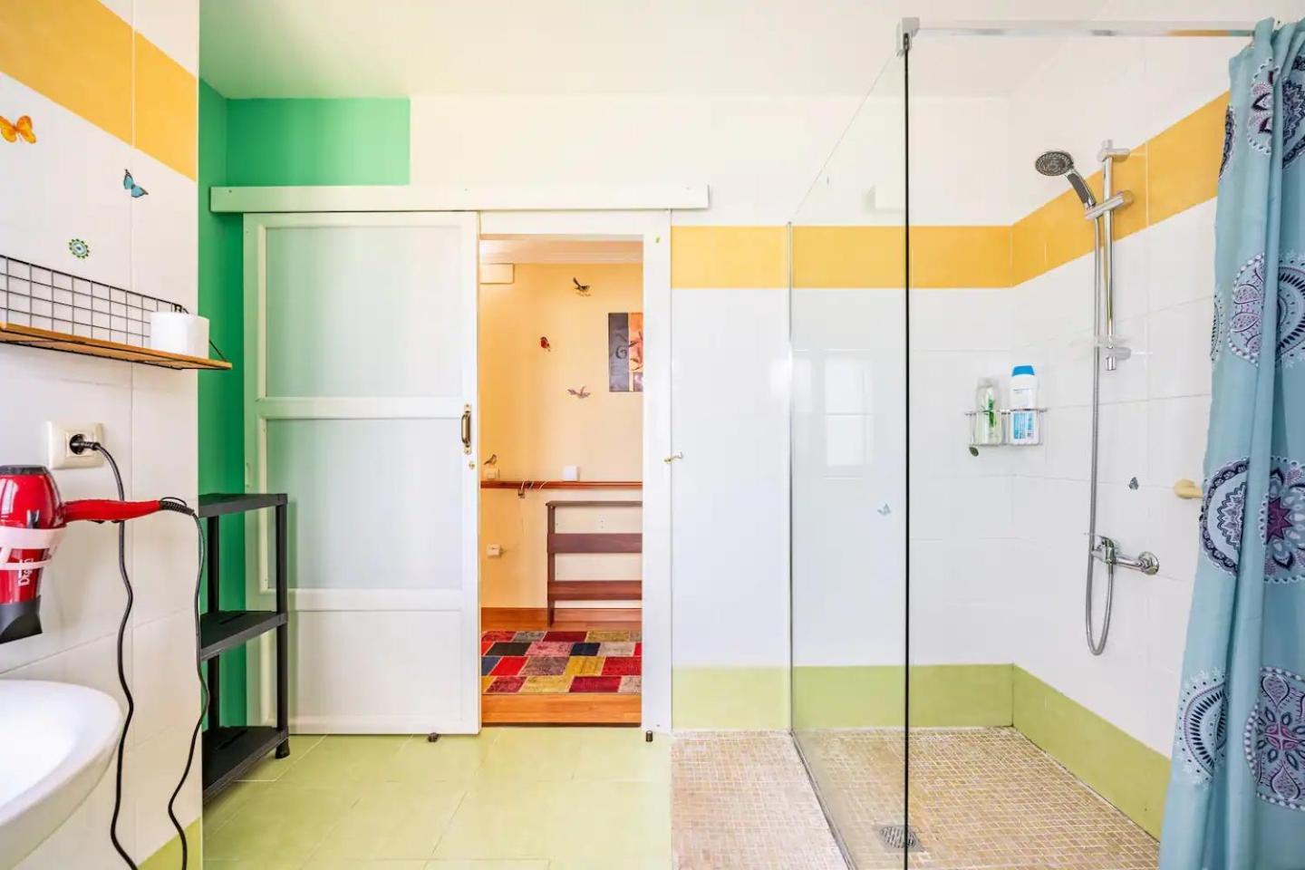 Вилла Family House Хихон Экстерьер фото