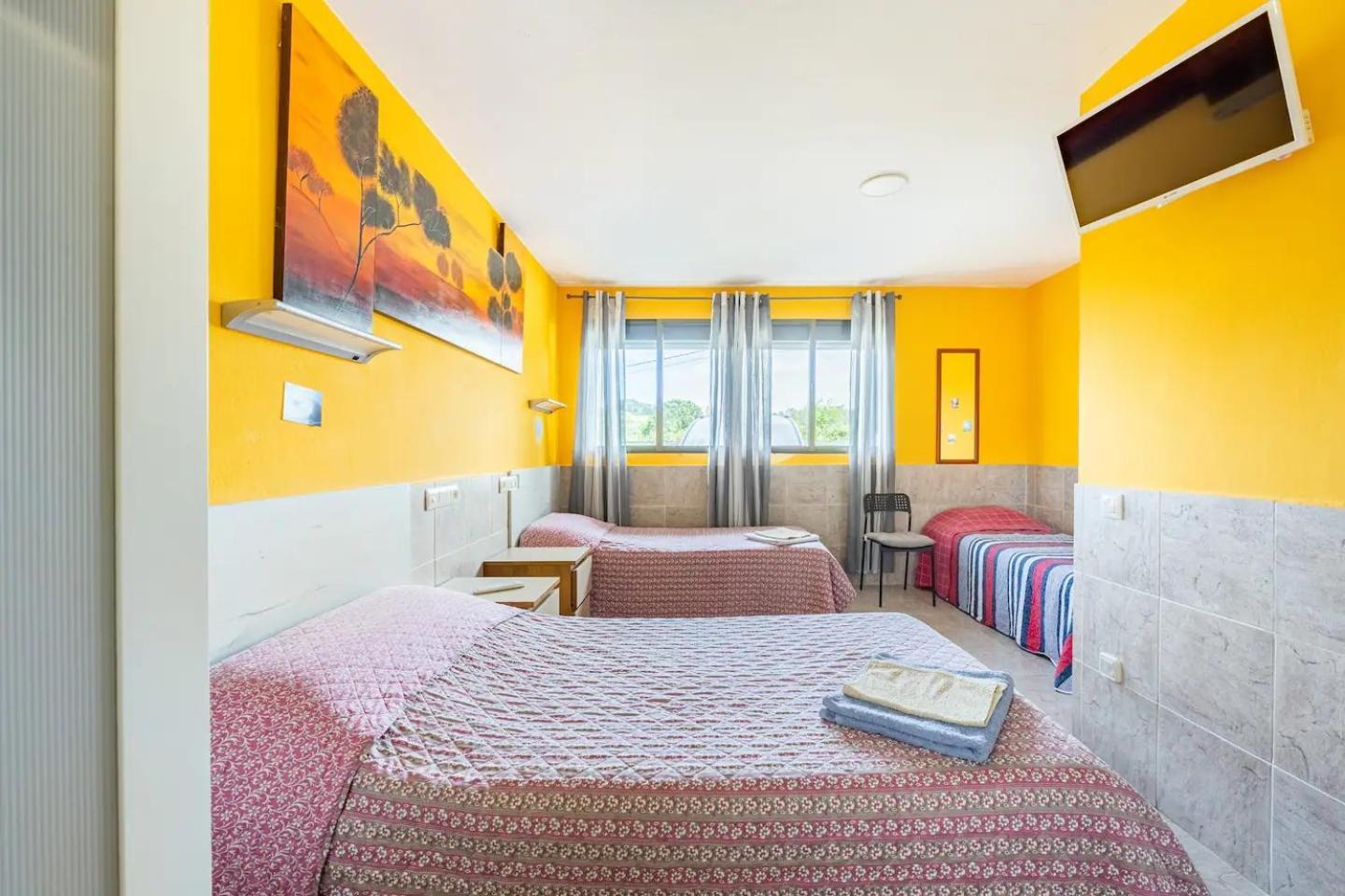 Вилла Family House Хихон Экстерьер фото