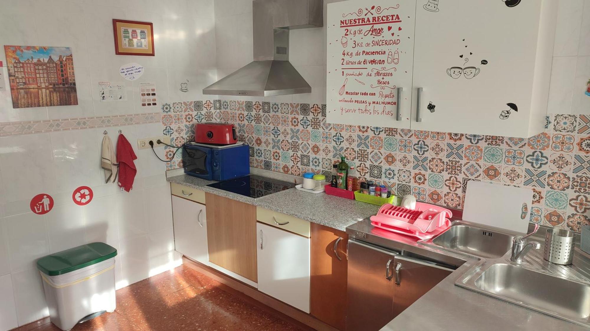 Вилла Family House Хихон Экстерьер фото